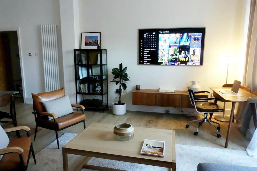 Stylish City-Centre Apartment With Balcony Liverpool Exterior foto