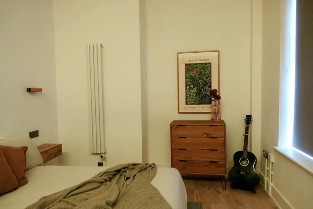Stylish City-Centre Apartment With Balcony Liverpool Exterior foto