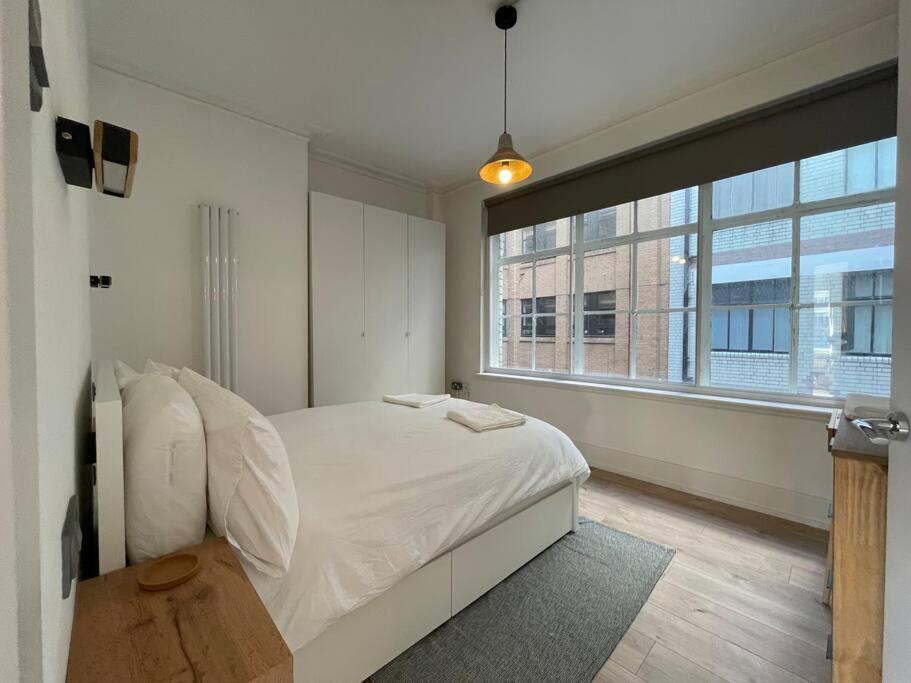 Stylish City-Centre Apartment With Balcony Liverpool Exterior foto